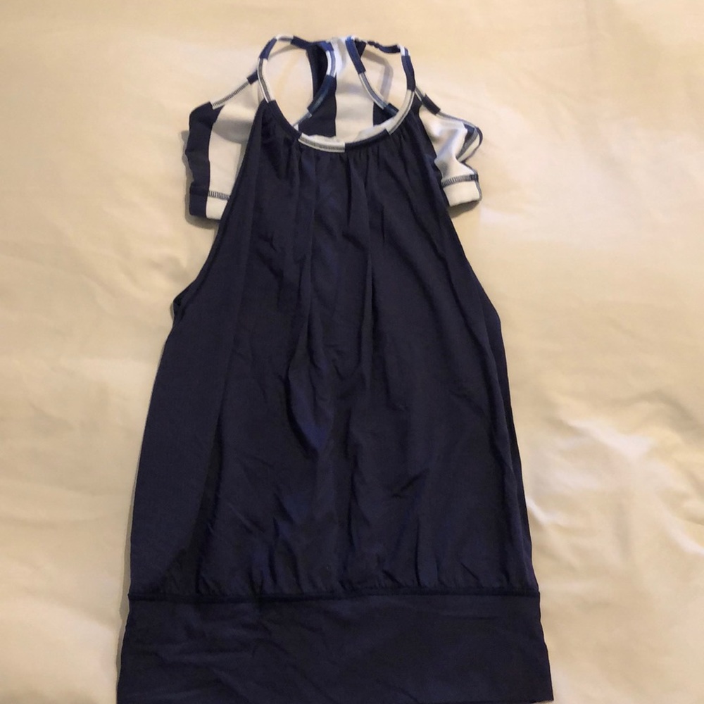 Lululemon top
